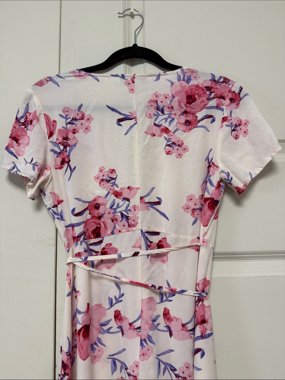 Forever 21 Pink Floral Wrap Midi Dress on White Background - Picture 9 of 11